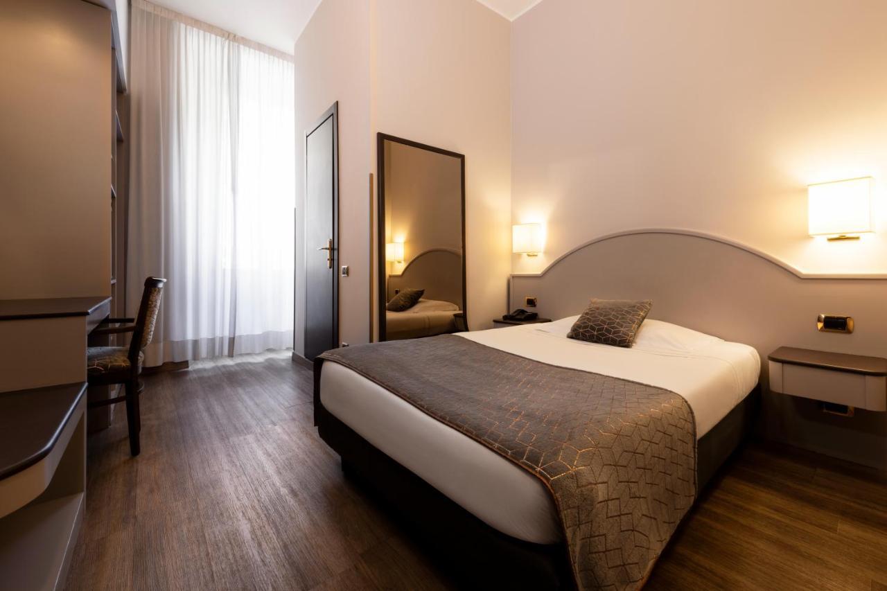 Mokinba Hotels Baviera Милано Екстериор снимка