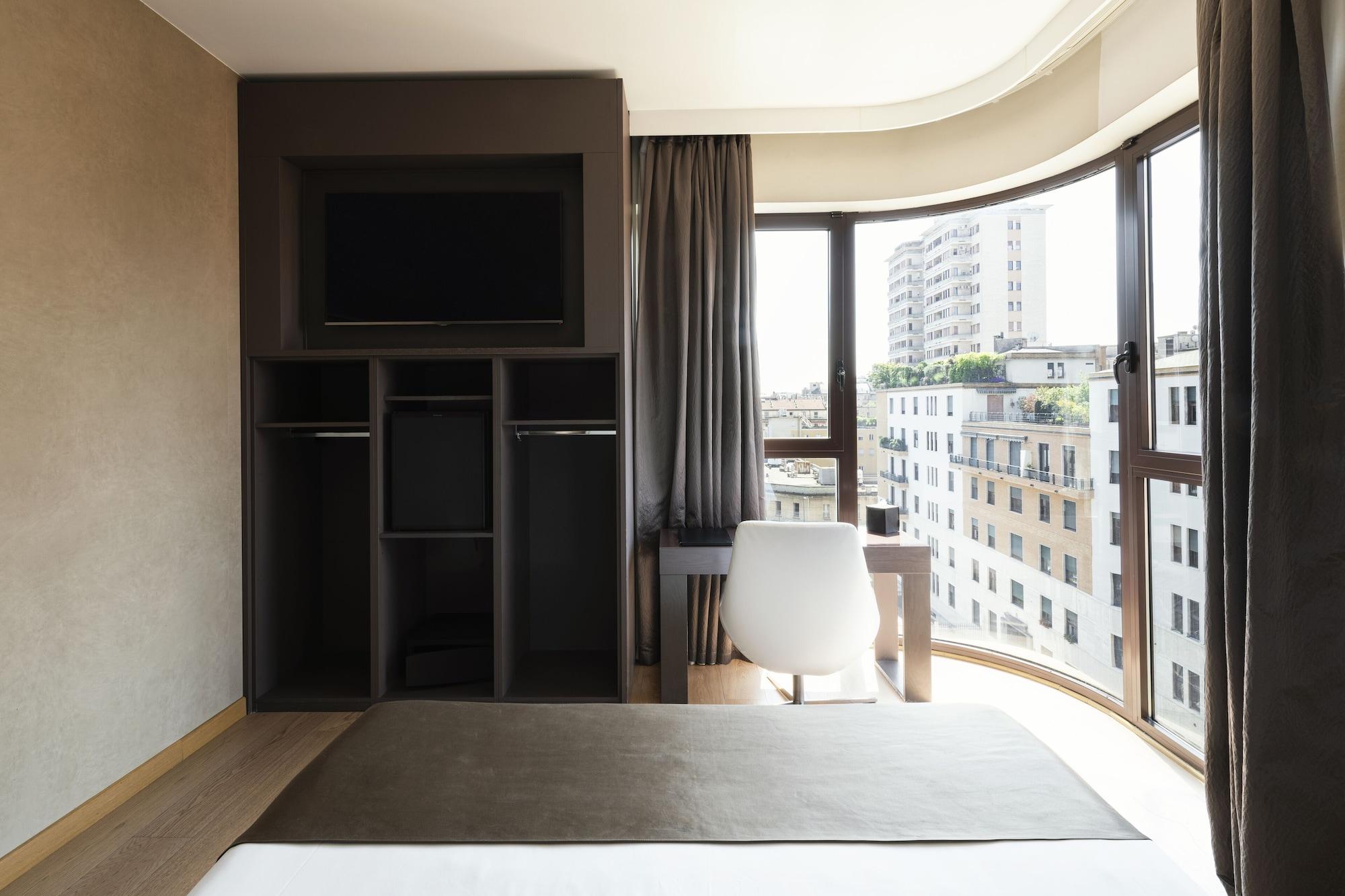 Mokinba Hotels Baviera Милано Екстериор снимка